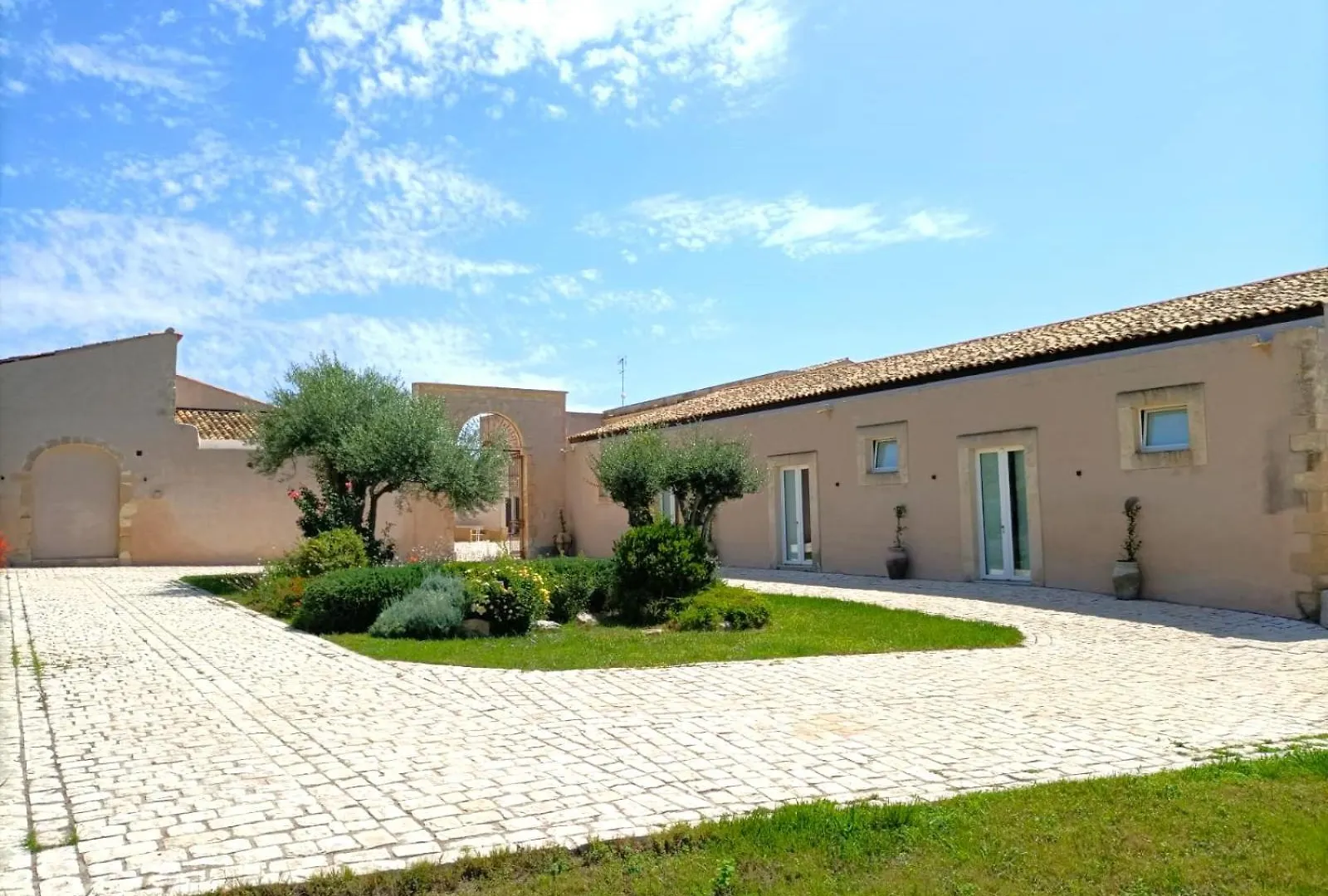 Alojamento de Turismo Rural Ballium Luxury Relais Avola
