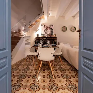 Casa vacanze Venezia 83 Luxury, Avola